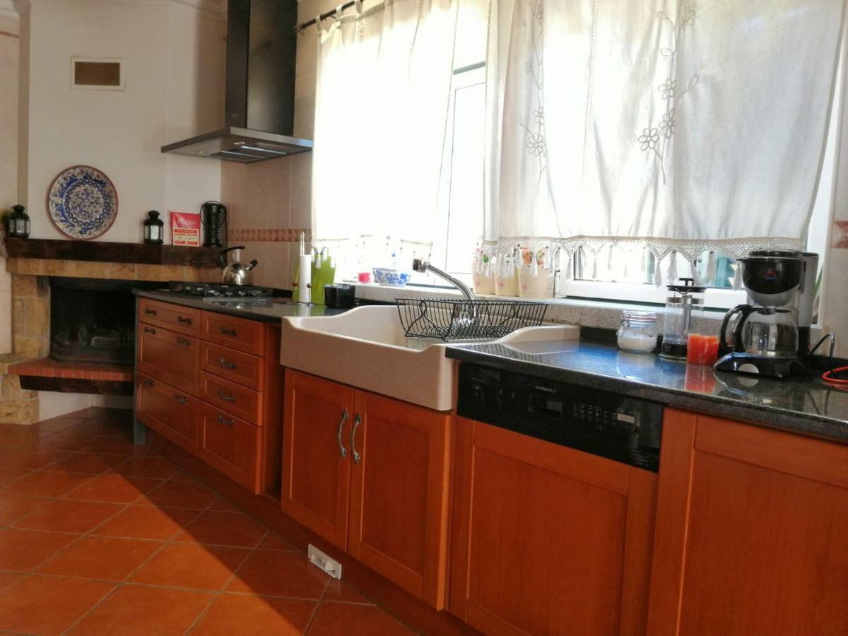 D'yellow House - And Countryside Holiday home Carqueja
