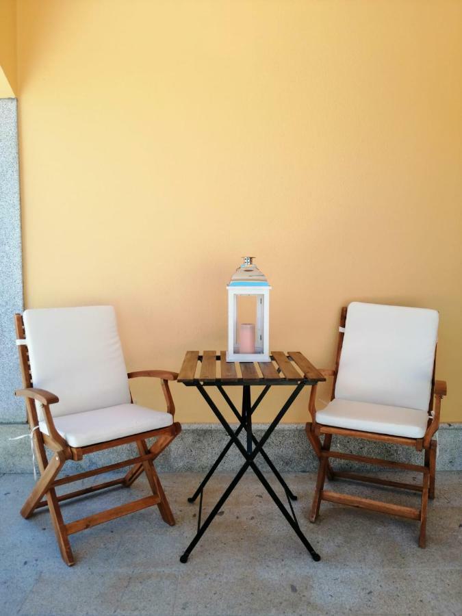 D'yellow House - And Countryside Holiday home Carqueja